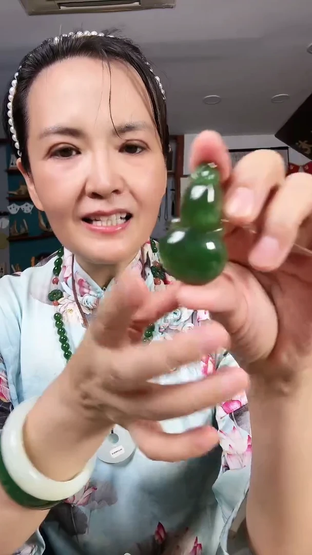 和田玉未镶嵌吊坠(不含链)碧玉宝葫芦吊坠