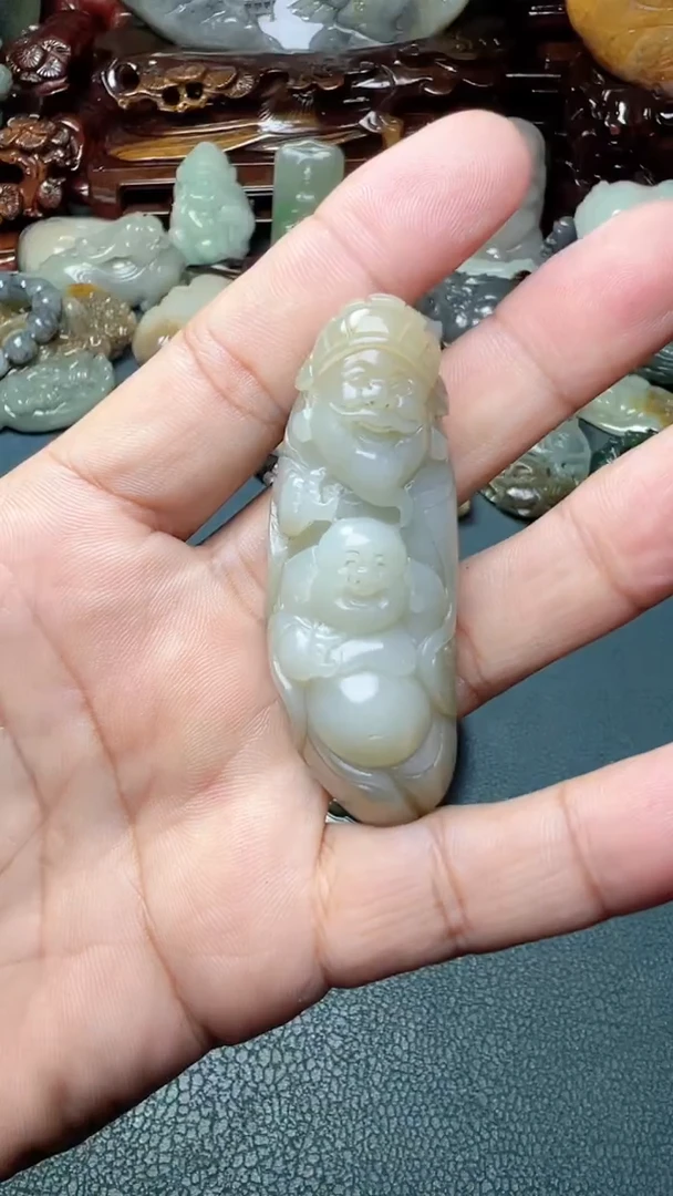 未镶嵌和田玉把件-