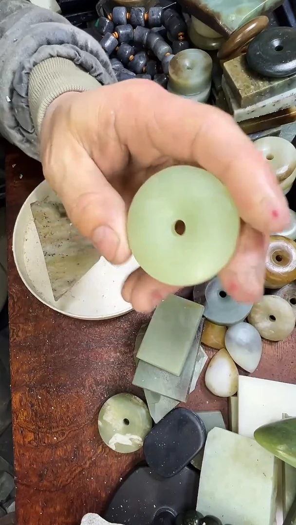 未镶嵌和田玉珠宝半成品1欠皮