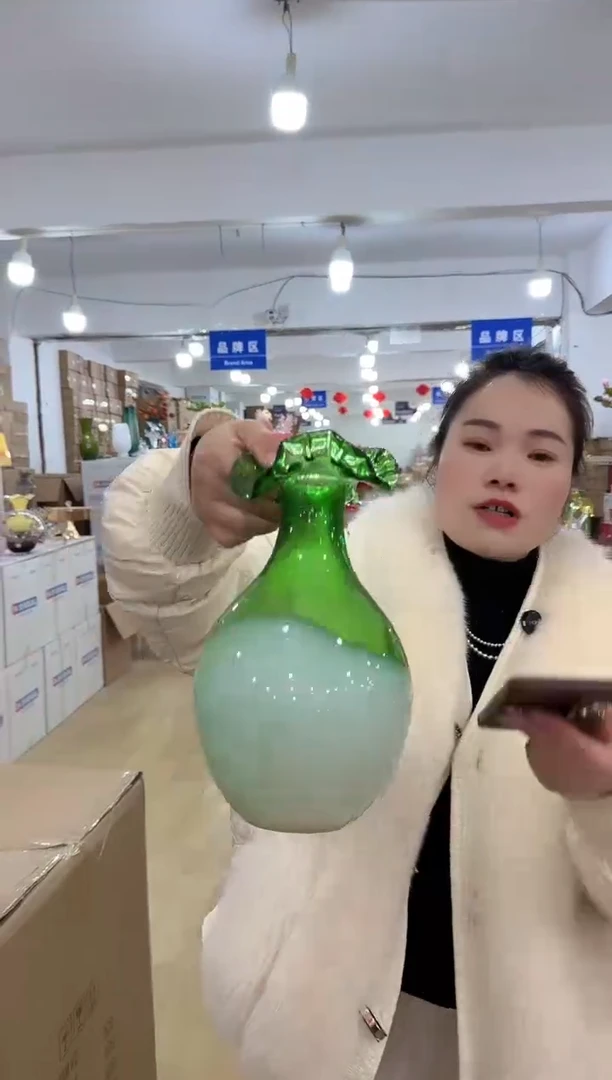 【闪购商品】无铅玻璃甄选花器-b-早33