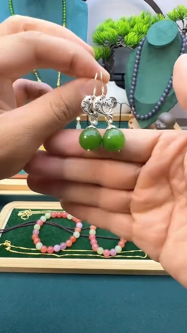 和田玉银S925镶嵌耳饰E10