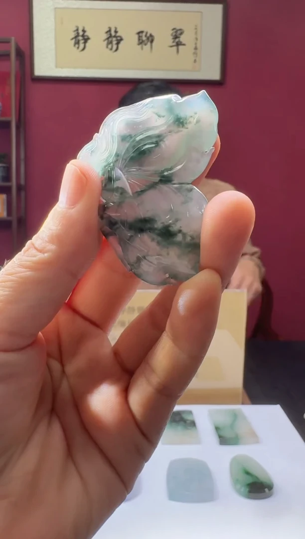 颈饰未镶嵌翡翠43798