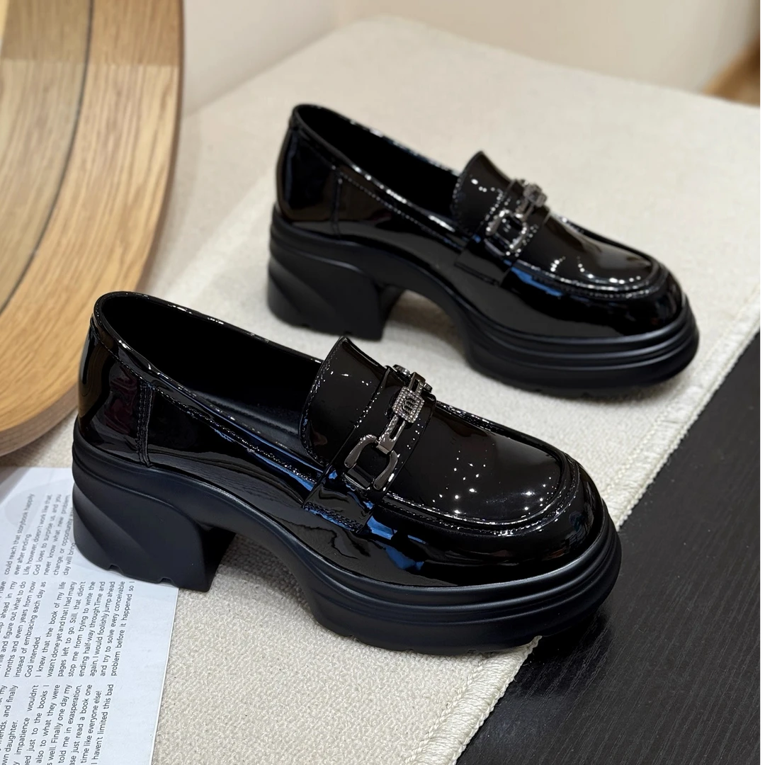 【全额运费补贴】缪斯女神M英伦时髦漆皮乐福鞋女皮鞋厚底单鞋