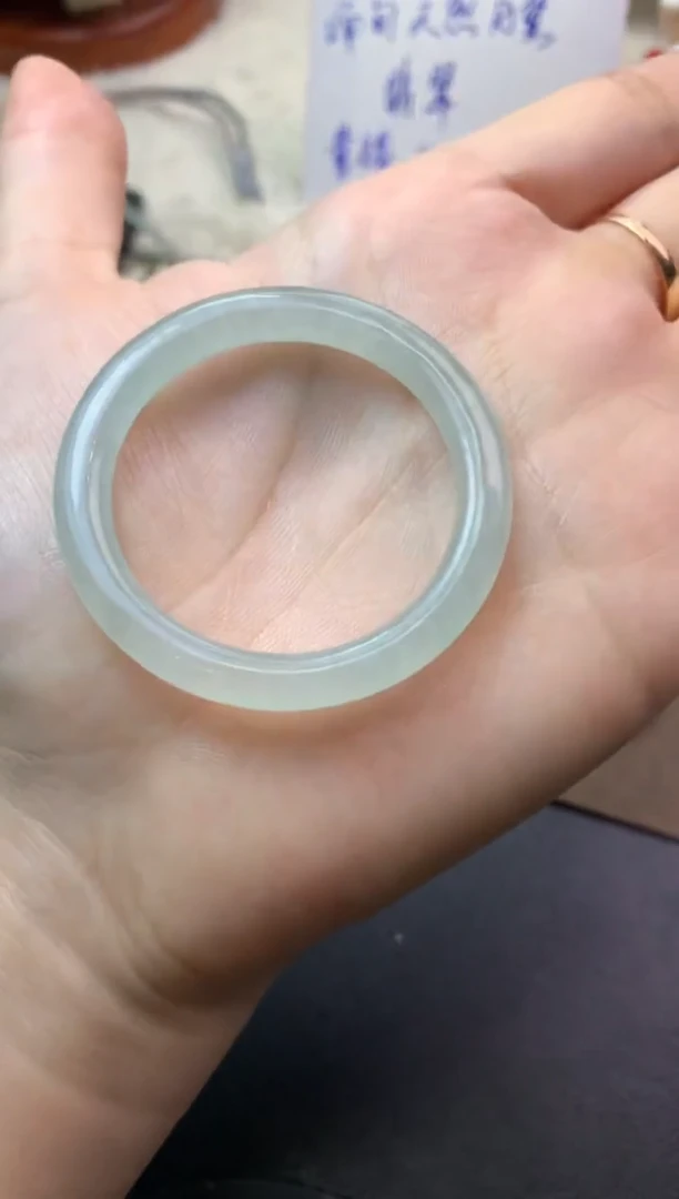 未镶嵌定制翡翠毛货