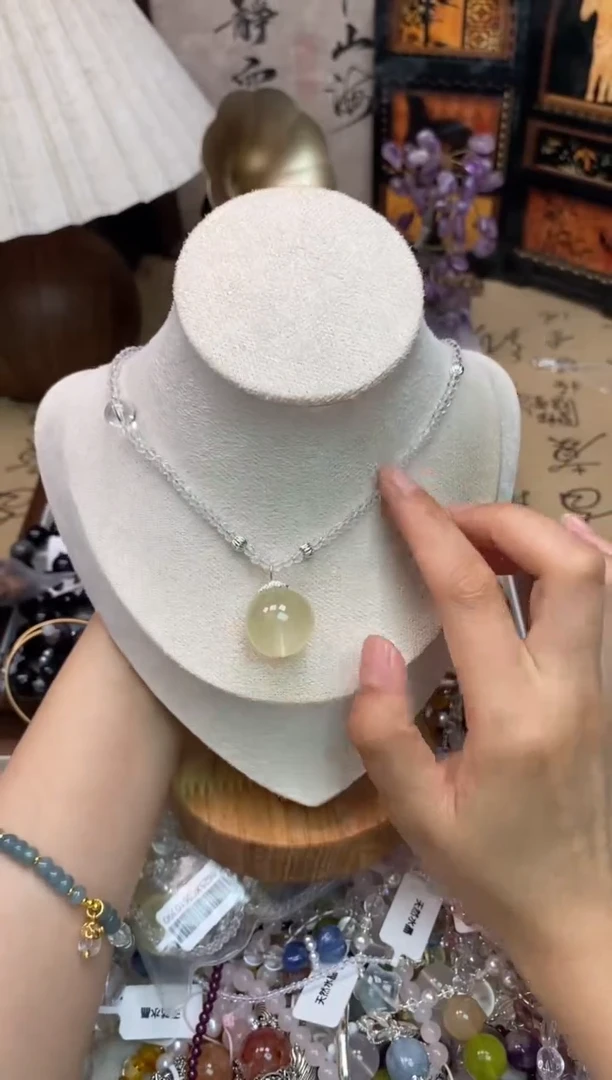 未镶嵌颈饰水晶114手串