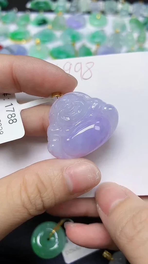 翡翠18K金镶嵌颈饰 天然缅甸翡翠A货