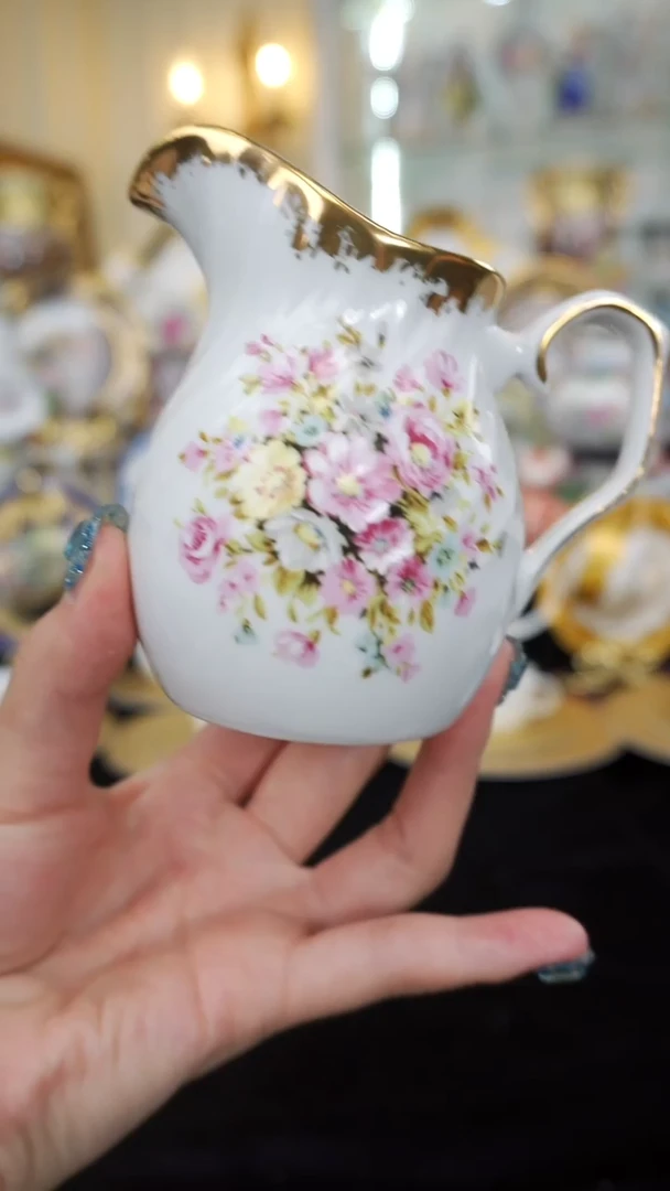 骨瓷婷婷中古器物如图所示181