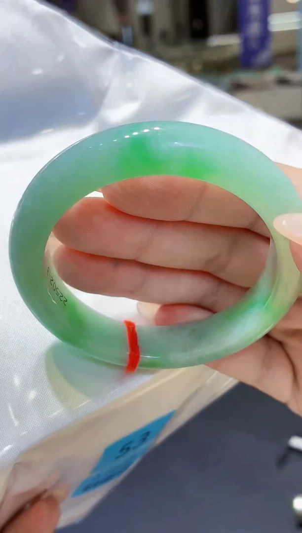 未镶嵌手镯翡翠翡翠手镯53