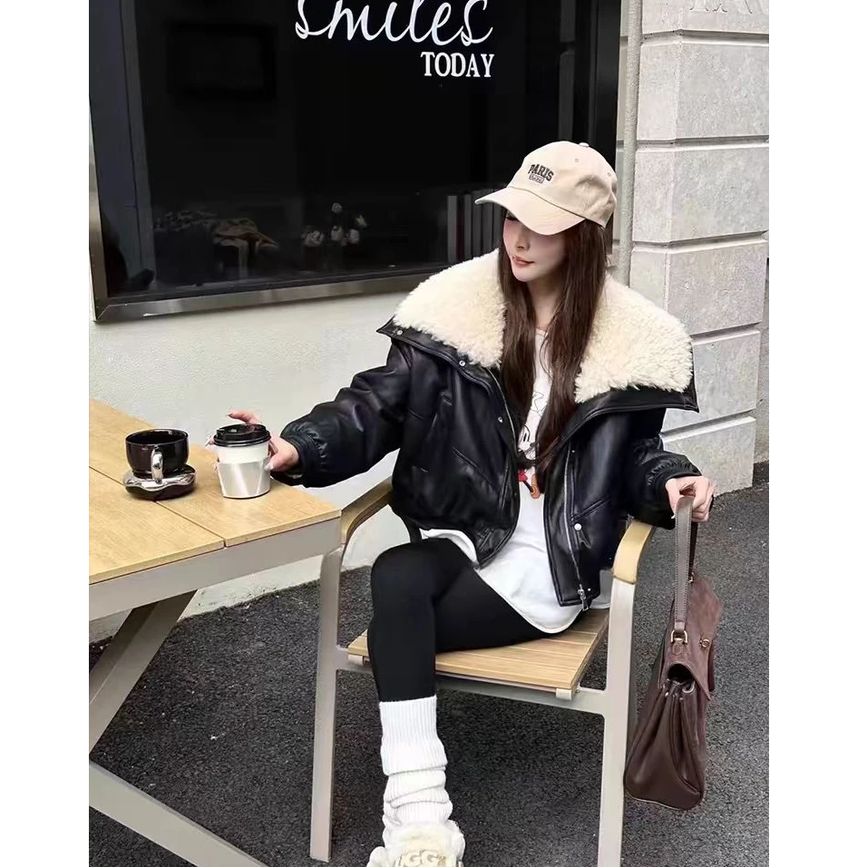 拼接大翻领防寒服时尚女款