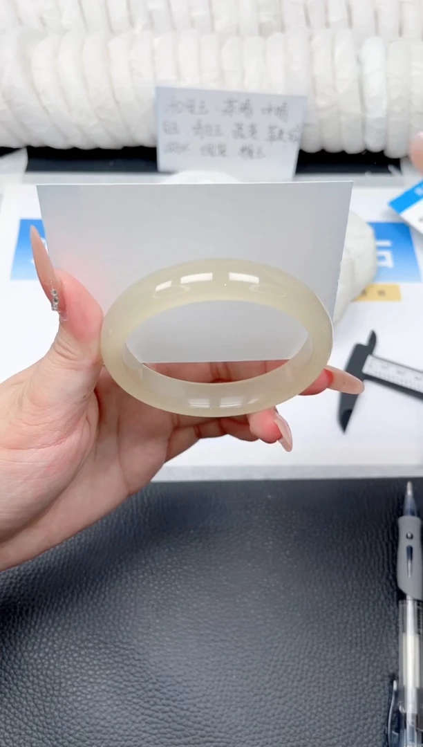 和田玉手镯未镶嵌111-冰晴63.4