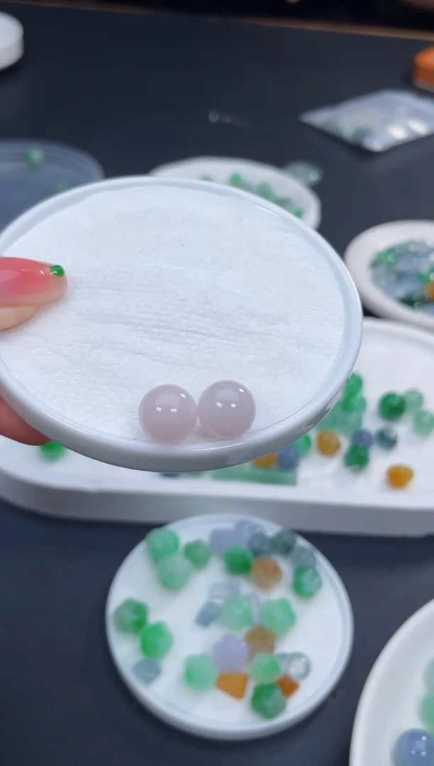 未镶嵌定制翡翠小**?啊A136