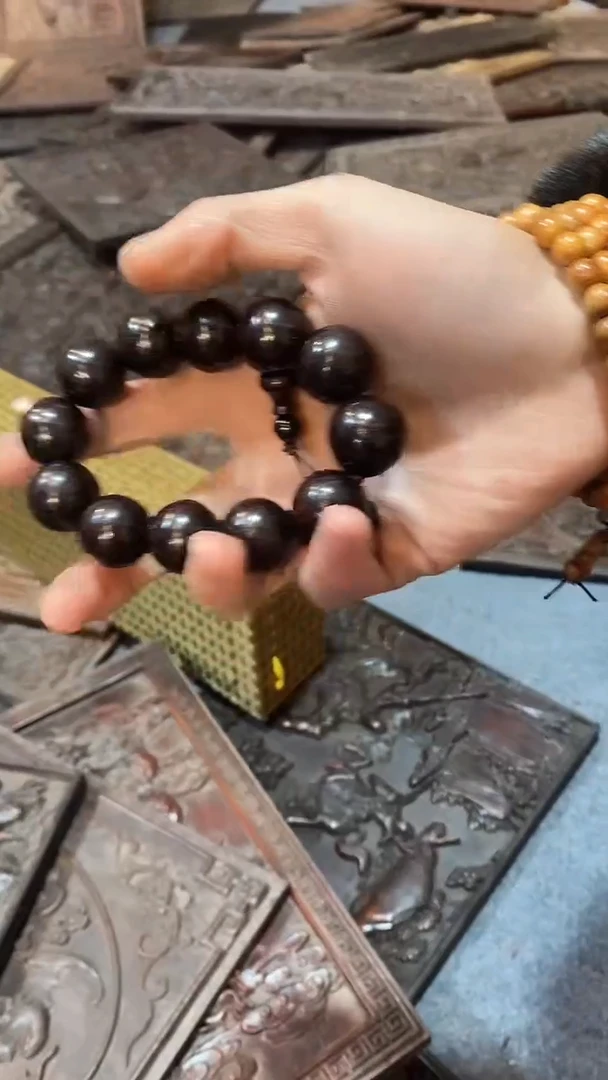 【闪购商品】木紫檀雕刻一物一拍一直播为准