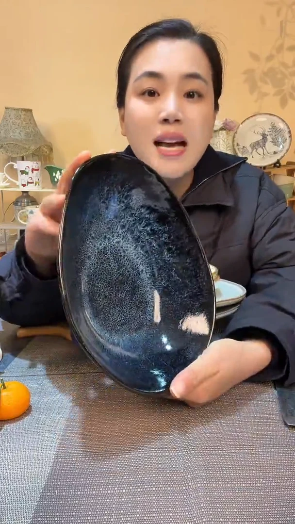 瓷片9.5英寸恐龙蛋 微瑕介意勿拍