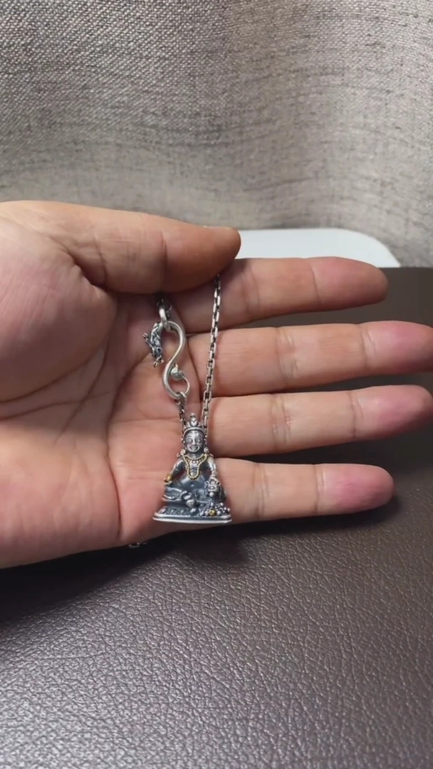 【闪购商品】诺拉（多样性发货，发其一）