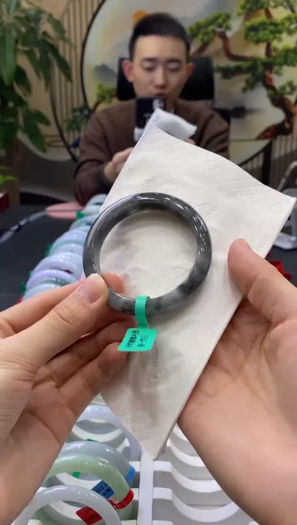 未镶嵌手镯翡翠9610