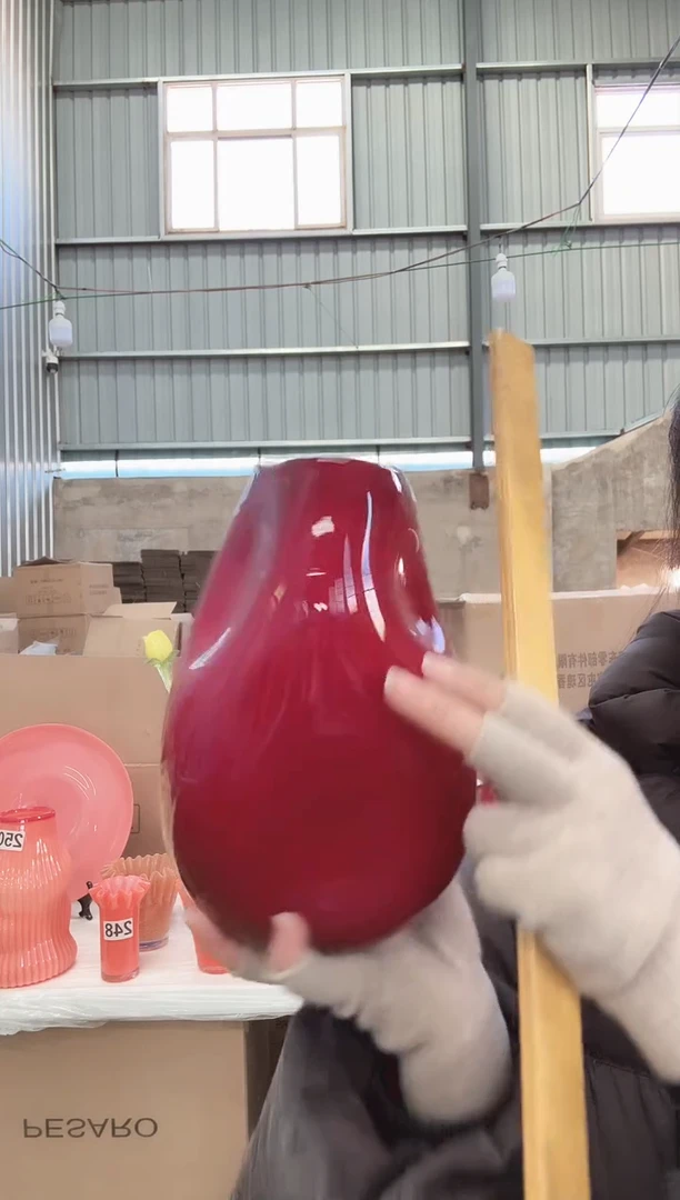 150直播玻璃花瓶