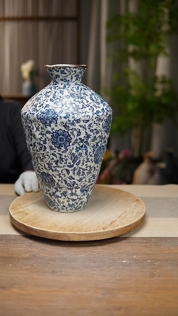 【闪购商品】陶瓷花器青花瓷缠枝莲高脚