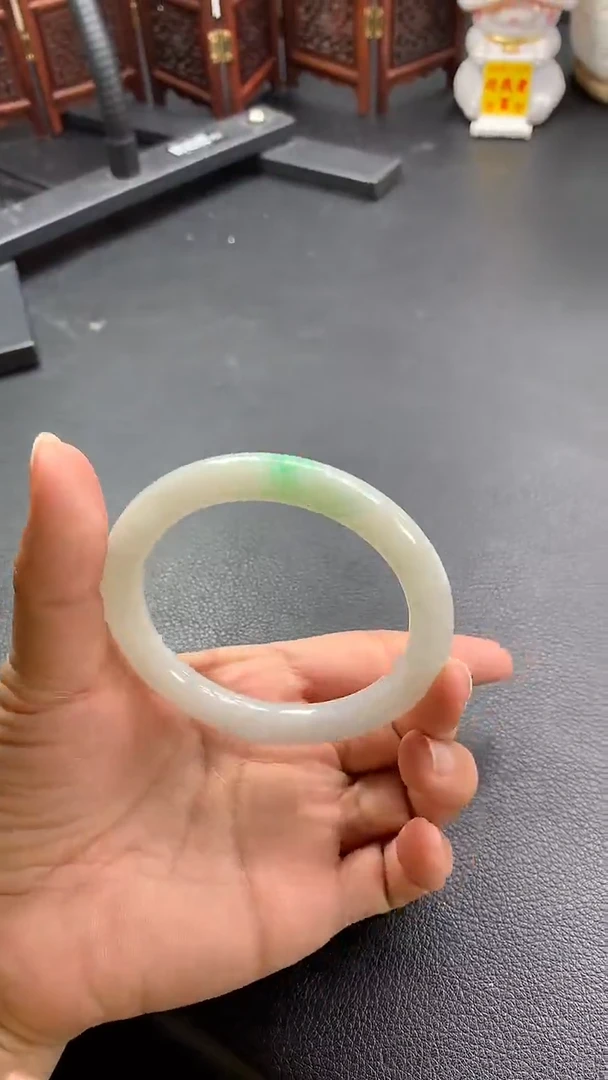 未镶嵌手镯翡翠天然缅甸A货翡翠手镯