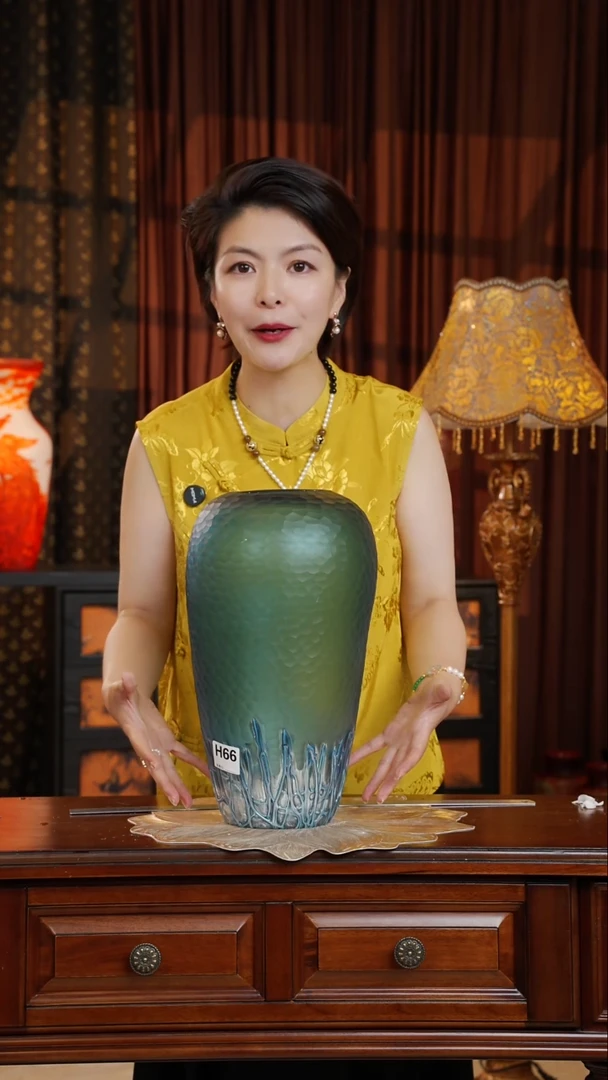 琉璃手工艺品磨刻