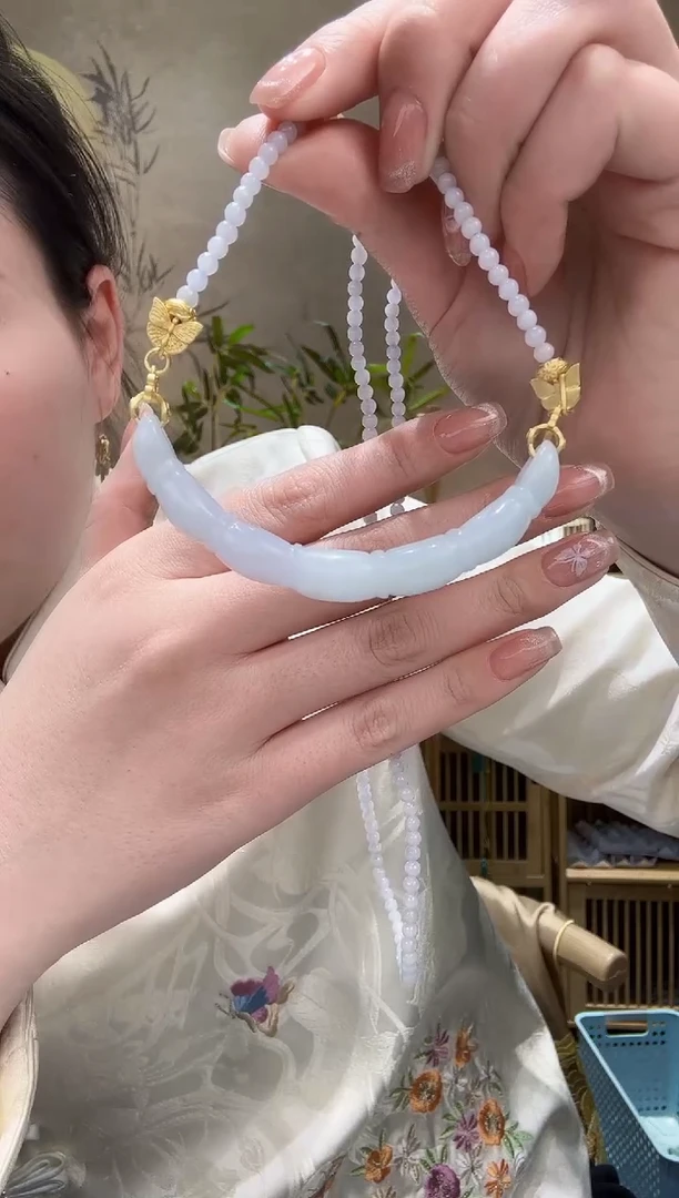 【闪购商品】翡翠颈饰未镶嵌吊坠