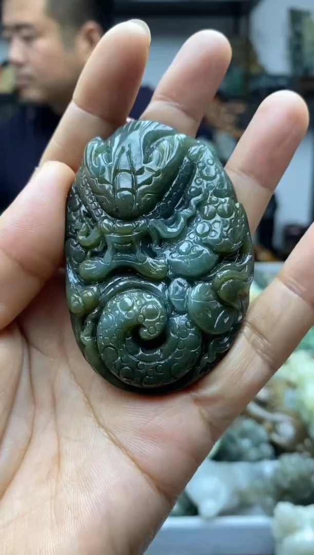 未镶嵌和田玉把件1