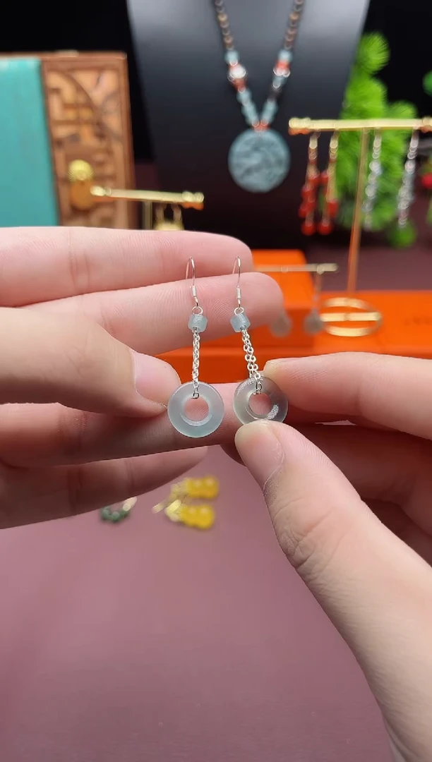 银S925镶嵌翡翠耳饰811