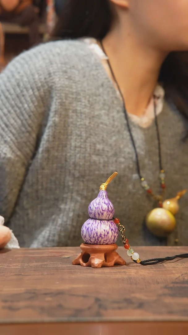 【闪购商品】580号-大漆飘漆小葫芦脖挂