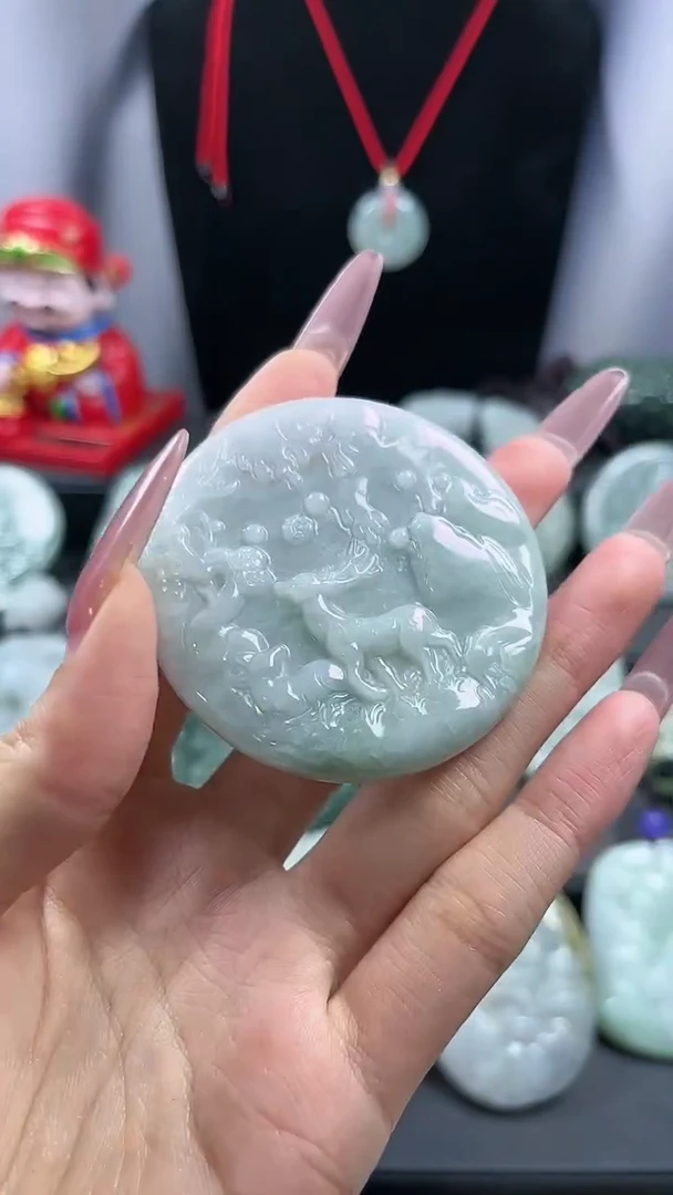 【闪购商品】翡翠颈饰未镶嵌小鹿