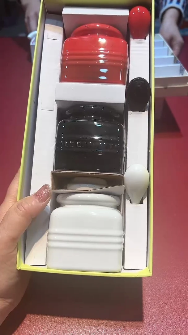 【闪购商品】瓷片锅碗瓢盆一件不剩