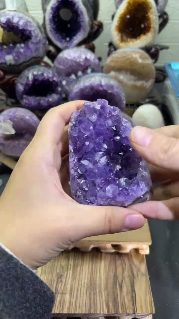 未镶嵌大型摆件（非配饰）紫晶522号摆件