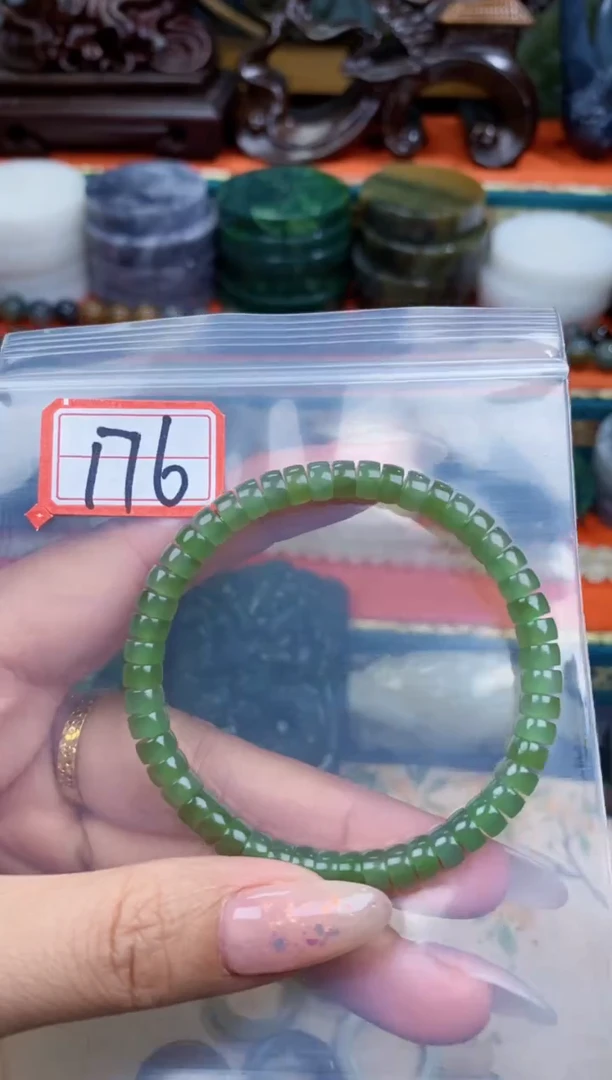 和田玉未镶嵌颈饰和田玉