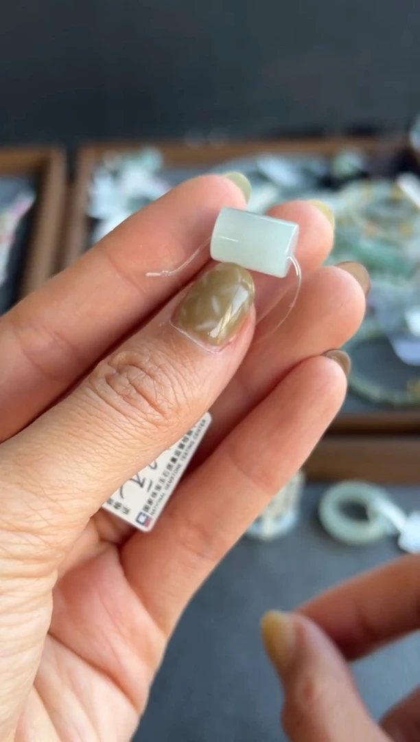 【闪购商品】翡翠吊坠(不含链)未镶嵌843号