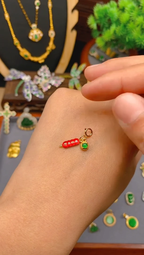 【闪购商品】翡翠吊坠(不含链)银S925镶嵌冰糖葫芦