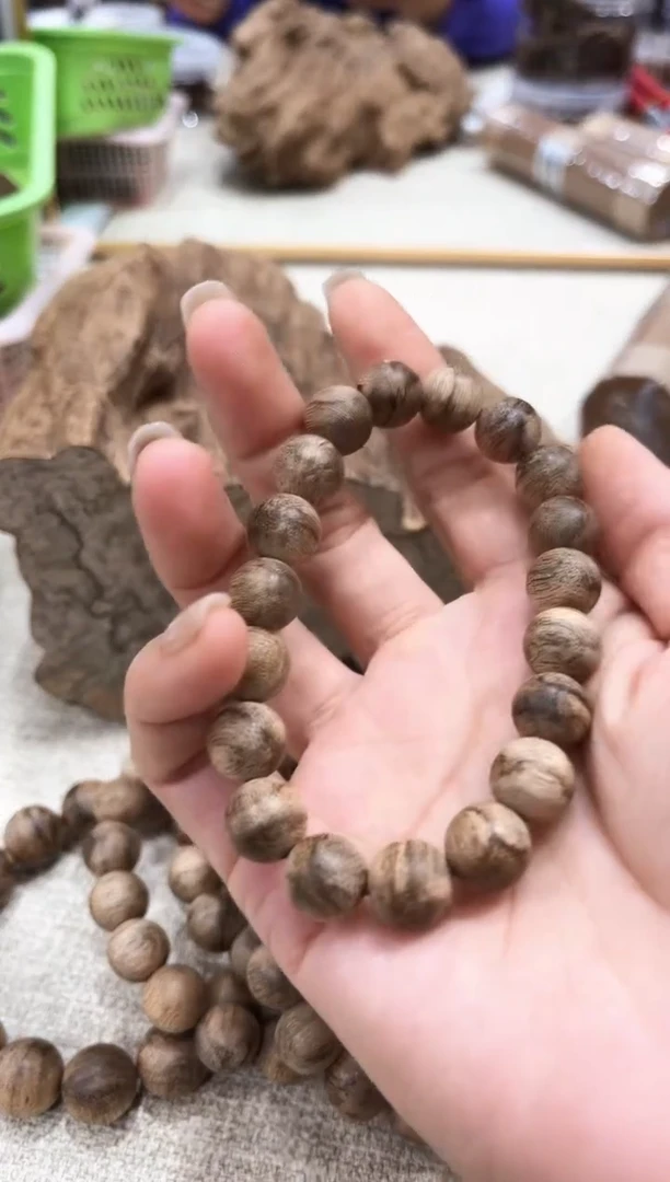 【闪购商品】沉香手串天花板1.1单圈【PK市面沉水级味道】