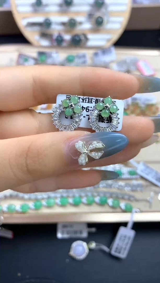 翡翠戒指银S925镶嵌?**?翡翠 蛋面 银S925镶嵌