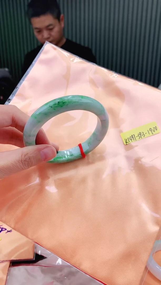 未镶嵌手镯翡翠59