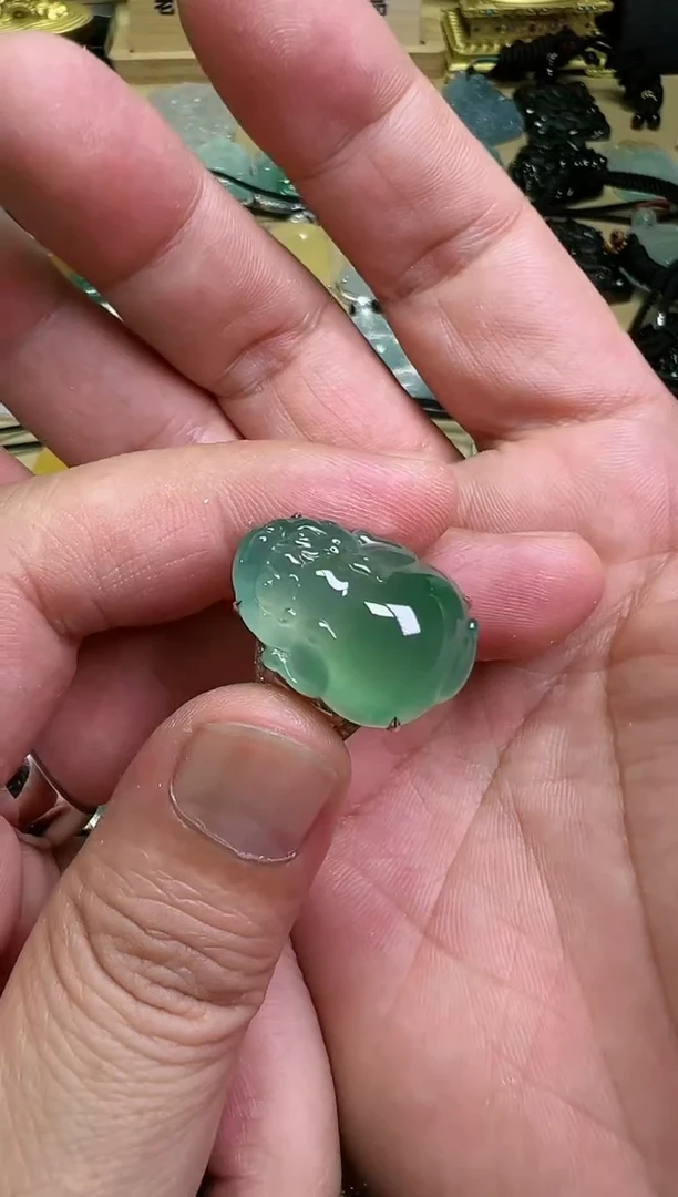 【闪购商品】翡翠颈饰18K金镶嵌天然缅甸翡翠