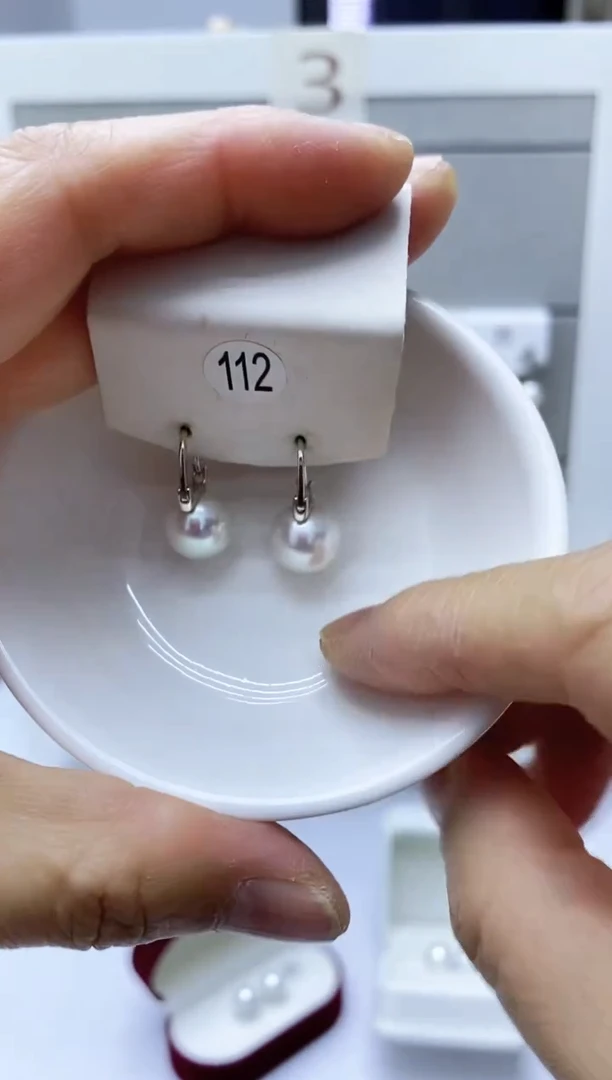 【闪购商品】淡水珍珠耳饰银S925镶嵌112