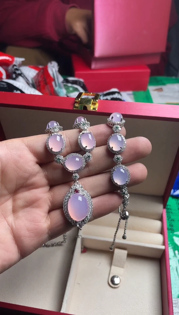 强子收货--所见即所得--多样性发货--DSJ115粉春大蛋面项链