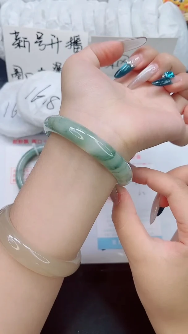 石英质玉手镯未镶嵌0163-62