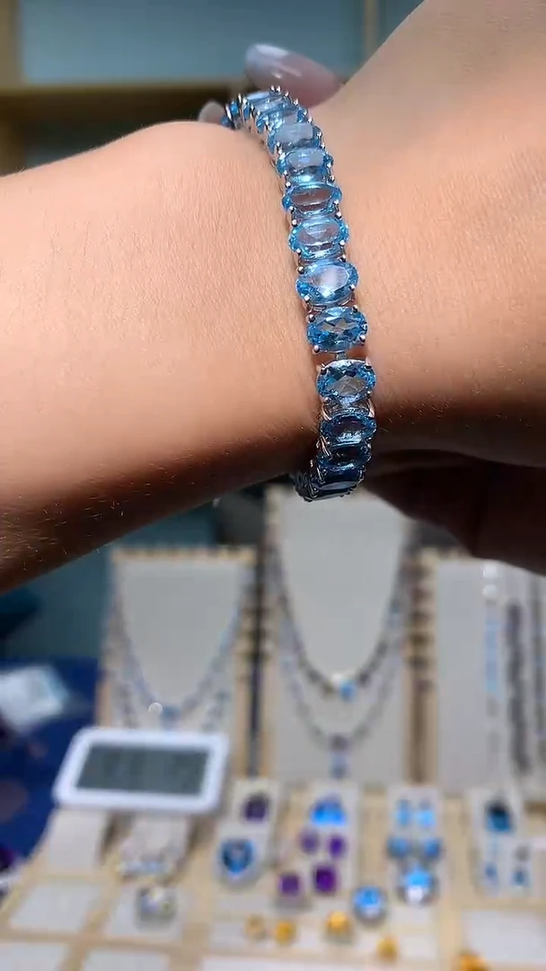 银S925镶嵌手链托帕石（宝石世家严选）