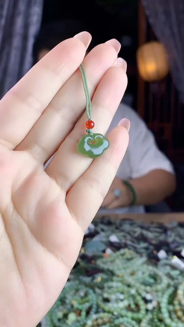 和田玉未镶嵌挂件多样性发货拍一发一