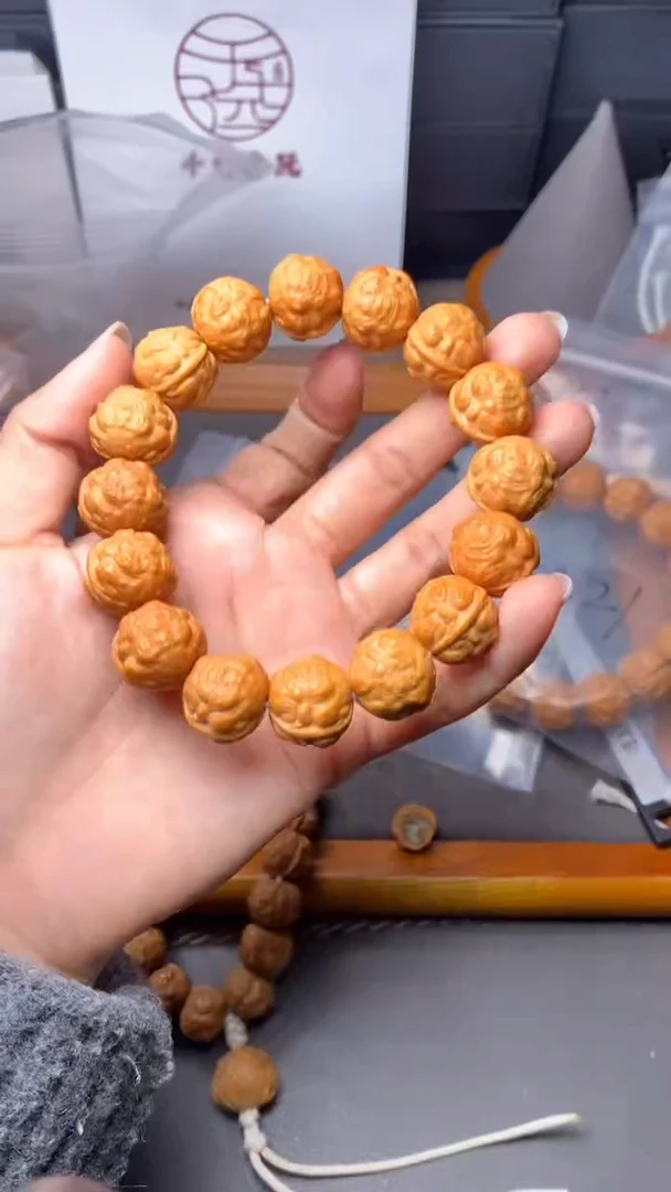 【闪购商品】猴头核桃手串17蟾王