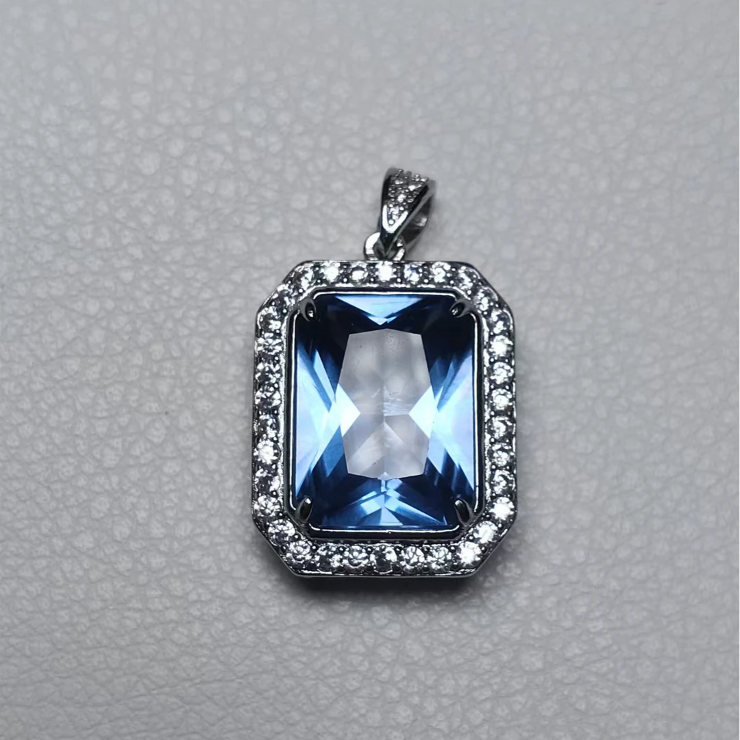 典藏精致蓝宝石精工镶嵌培育合金吊坠780