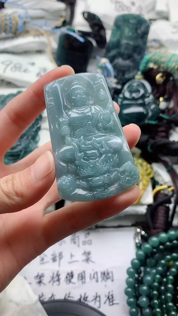 翡翠未镶嵌颈饰88888888