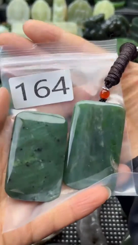 未镶嵌和田玉珠宝半成品牌子