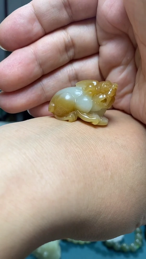 颈饰未镶嵌和田玉52