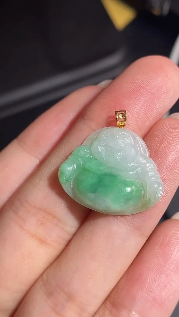 颈饰18K金镶嵌翡翠天然缅甸翡翠A货