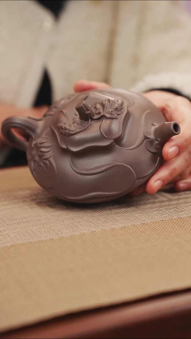 原矿天青泥风卷葵紫砂壶28