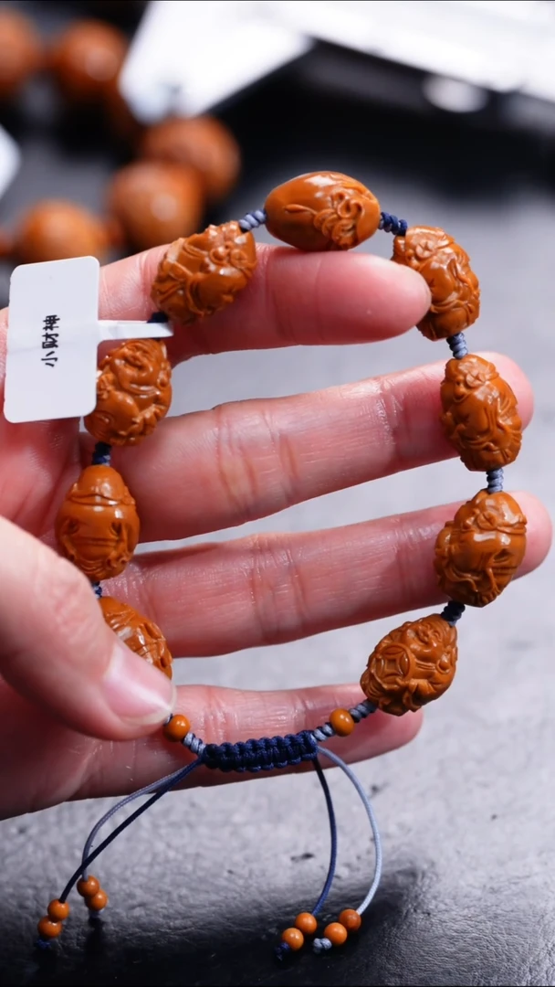 【闪购商品】橄榄核吊坠橄榄核